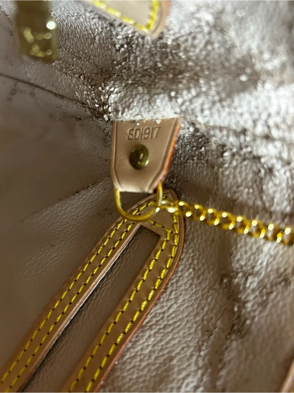 Louis Vuitton Petit Bucket Monogram Canvas Bag, EUC